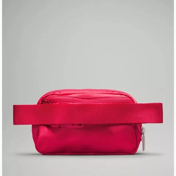 NWT Lululemon Wear Everywhere belt bag 1L Cherry Mist sold out - Picture 3 of 7